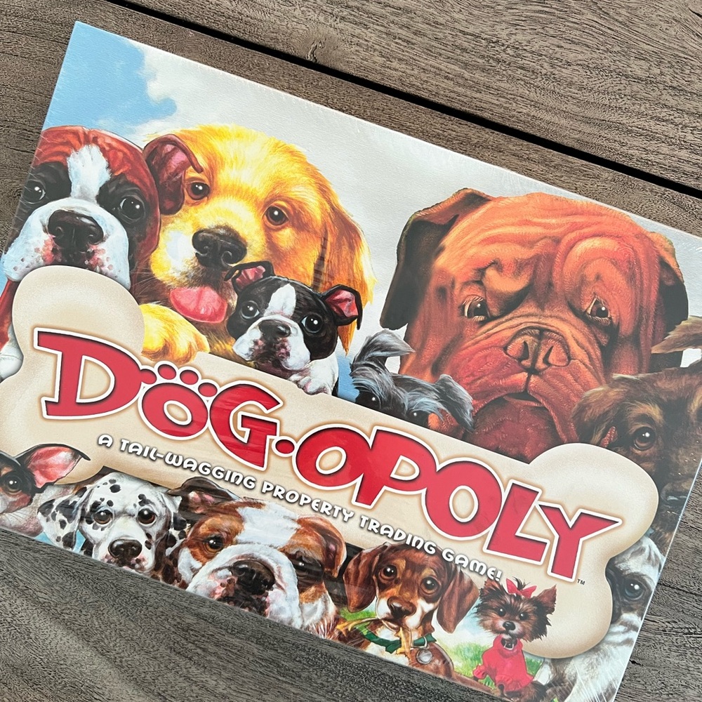 NWT and NEVER OPENED Dog-Opoly Board Game